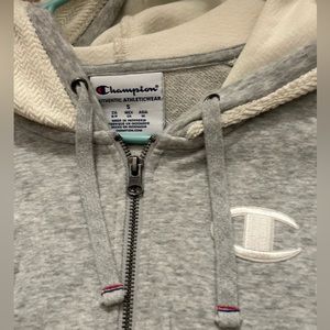 Champion Cropped Zip Up Jacket